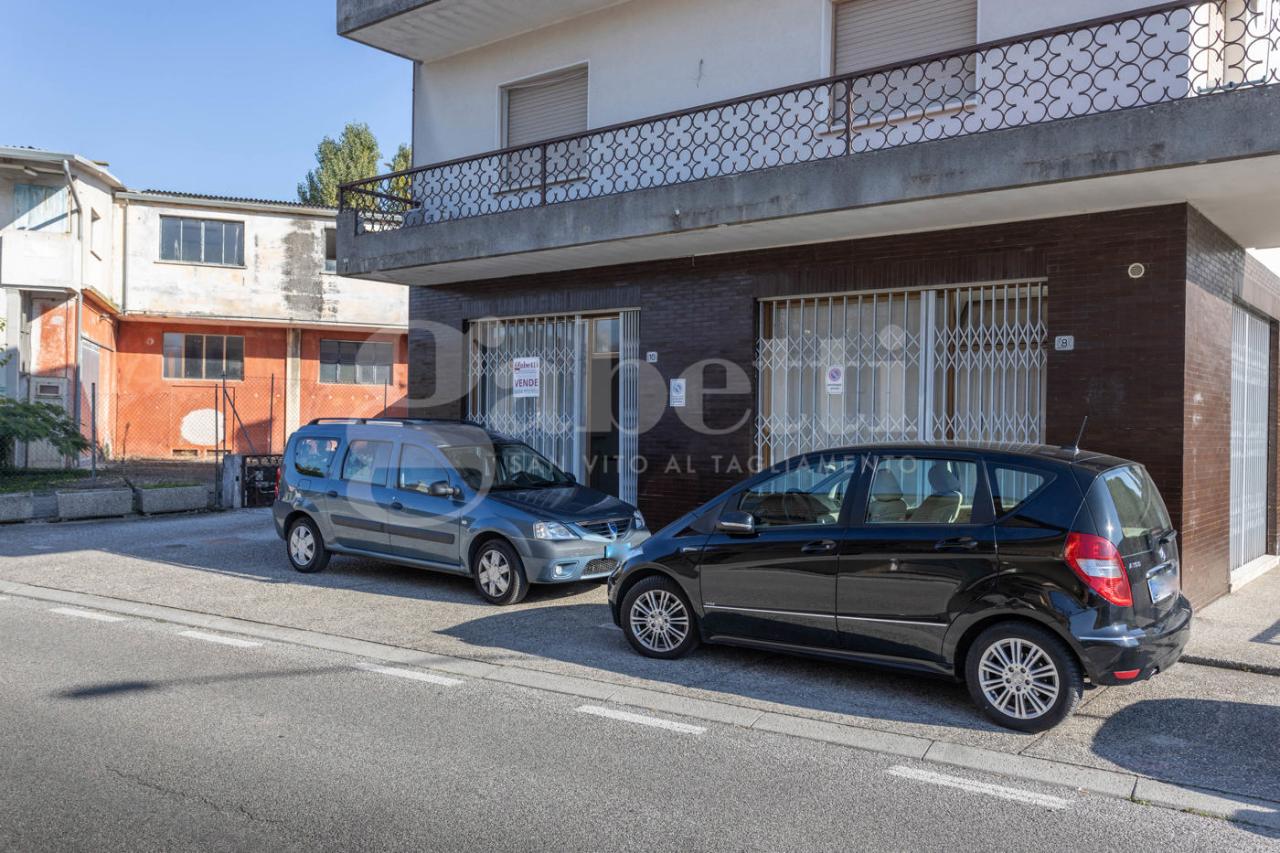 Negozio in Via Bainsizza 6, Casarsa Della Delizia, {3} - Foto 2