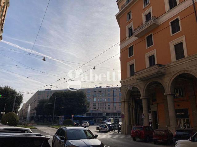 Geschäft in Via Don Minzoni  4, Bologna - Foto 1