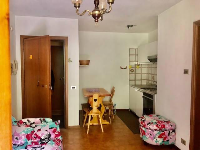 One-room flat in {3}, - Photo 1