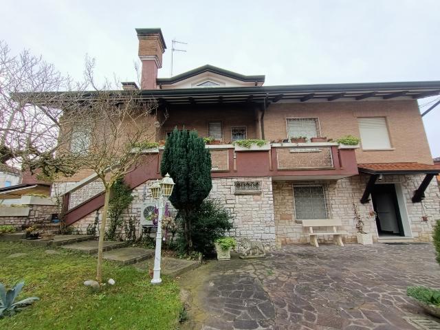 Mansion in Adria Via Martin Luther King 1, Adria - Photo 1