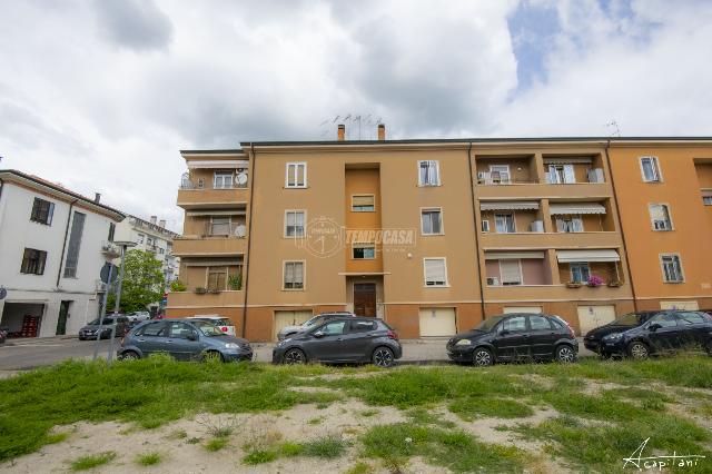 Vierzimmerwohnung in Piazza Ungheria 11, Rovigo - Foto 1