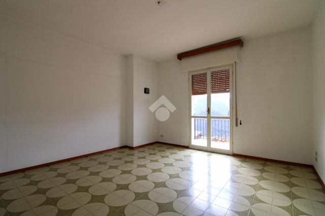 4-room flat in Via Valsabbia, Lumezzane - Photo 1