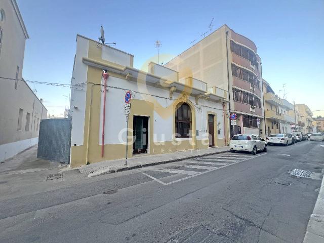 Einfamilienhaus in Via Aprilia 40, Brindisi - Foto 1