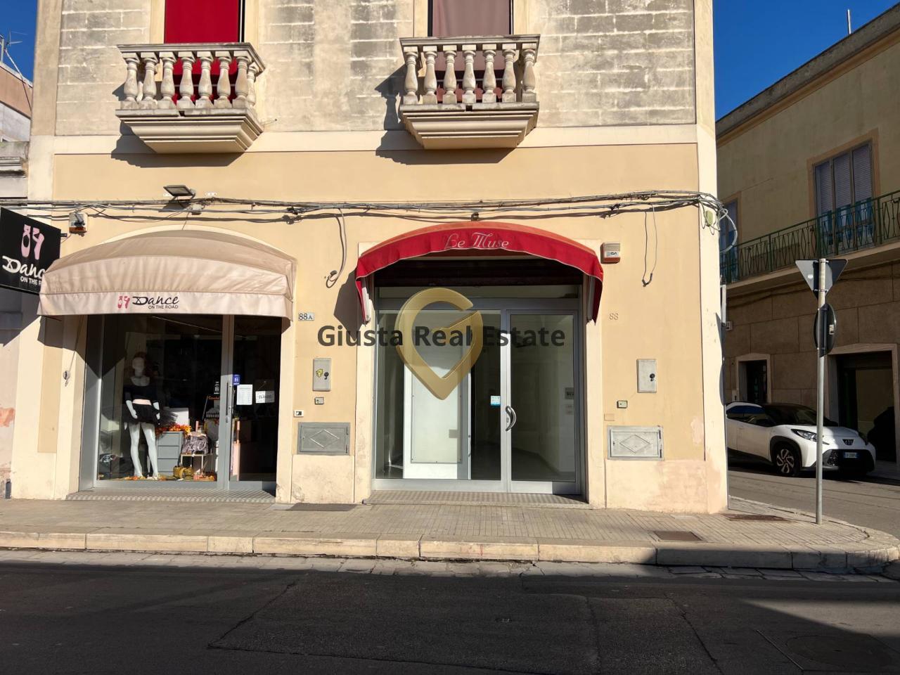 Esercizio commerciale in Via Marconi 88, Mesagne, {3} - Foto 1