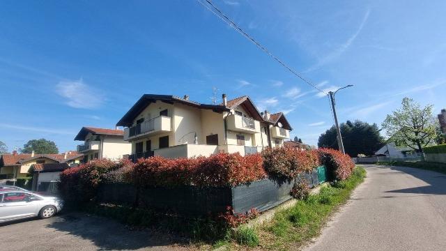 One-room flat in Via Monte Leone, Gallarate - Photo 1