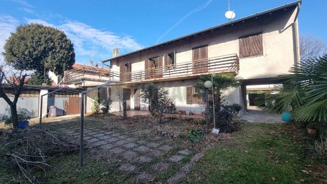 Villa in Via 22 Marzo, Gallarate - Foto 1