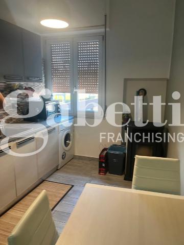 2-room flat in Via dei Due Principati, Avellino - Photo 1