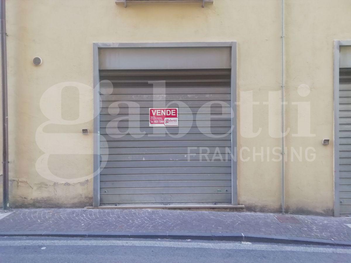 Negozio in Via Ferriera, Avellino, {3} - Foto 2