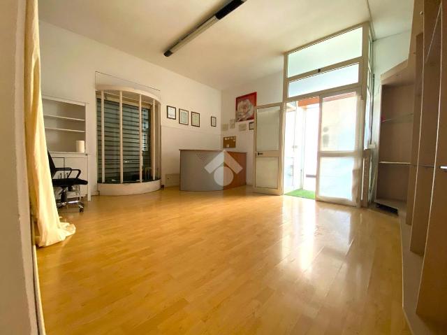 2-room flat in Via Mestre, Altamura - Photo 1