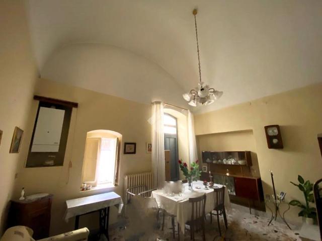 Detached house in Via Monteverdi, Altamura - Photo 1