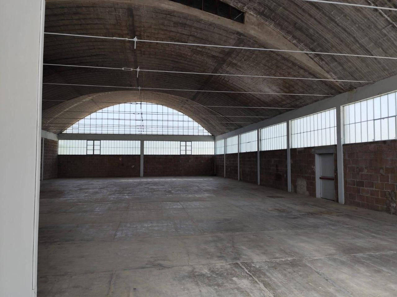 Esercizio commerciale in , Poggibonsi, {3} - Foto 1