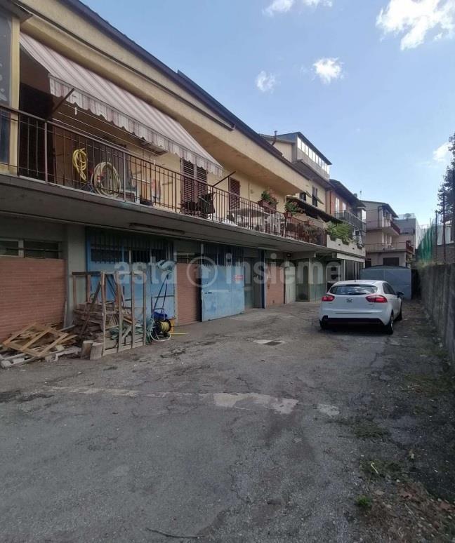 Magazzino in vendita a Montespertoli