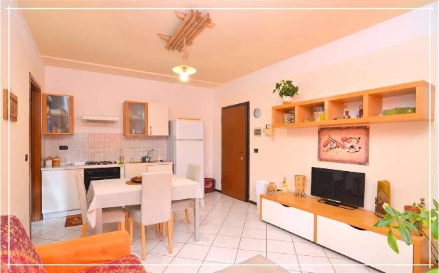 2-room flat in Via Zamponi Fulvio, Monsummano Terme - Photo 1