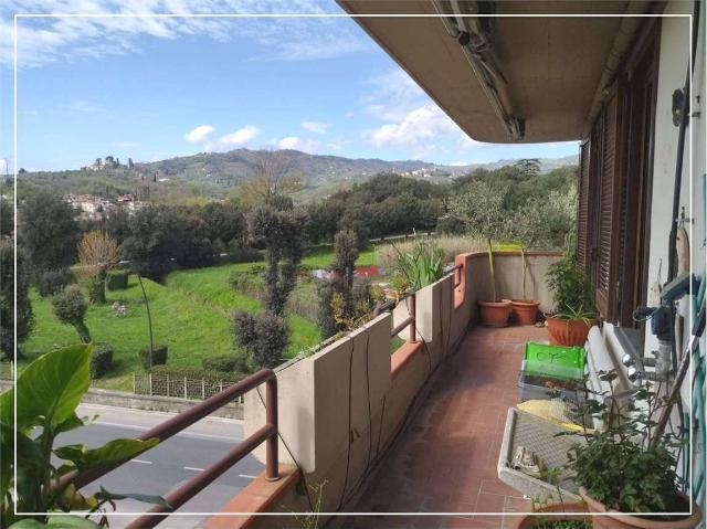 3-room flat in Via Primo Maggio, Massa e Cozzile - Photo 1