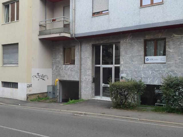 Gemeinschaftsbüro in Via Massimo d'Azeglio 15, Monza - Foto 1