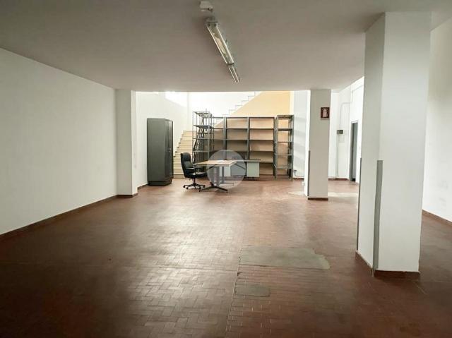 Magazzino in {3}, Corso Unione Sovietica 322 - Foto 1