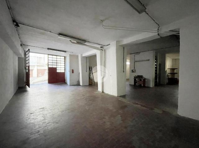 Warehouse in {3}, Via Ventimiglia 156 - Photo 1