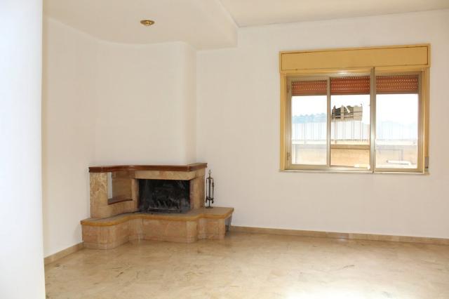 4-room flat in Via Margherita  101, Belmonte Mezzagno - Photo 1