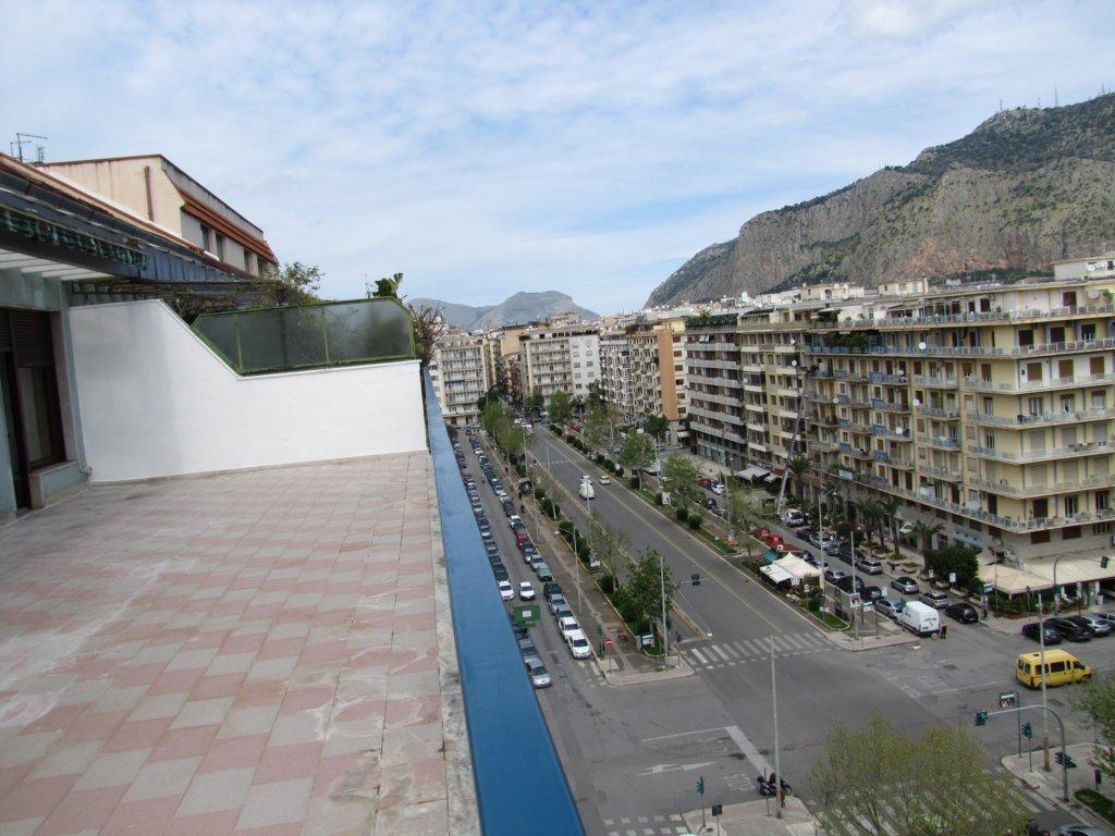 Attico in affitto a Palermo