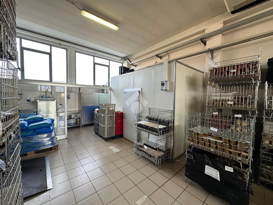 Laboratorio in Via Torino 175, Canale, {3} - Foto 2
