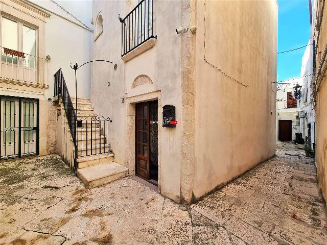 One-room flat in {3}, Vico Alfieri  7 - Photo 1