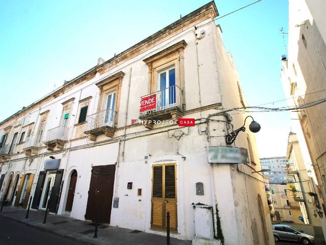 2-room flat in Vicolo I° Mercadante  2, Martina Franca - Photo 1