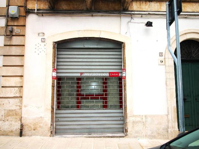 Geschäft in Via Mascagni 7, Martina Franca - Foto 1