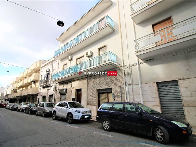 3-room flat in Corso Vittorio Emanuele Lll, Crispiano - Photo 1