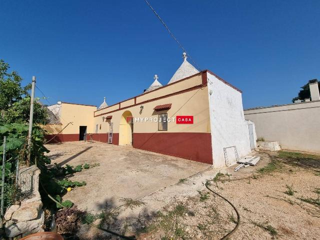 Country house or cottage in Contrada Cervillo, Ostuni - Photo 1