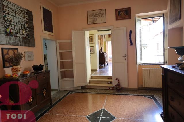 Apartament in Via Santa Maria in Cammuccia, Todi - Photo 1