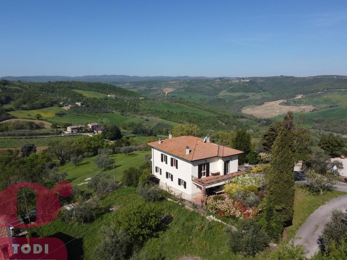 Casa indipendente in vendita a Monte Castello Di Vibio