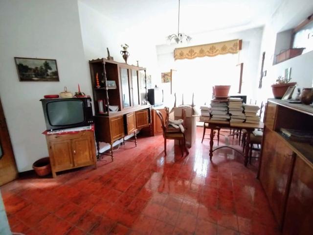 Vierzimmerwohnung in Via Roma 96, Tagliacozzo - Foto 1