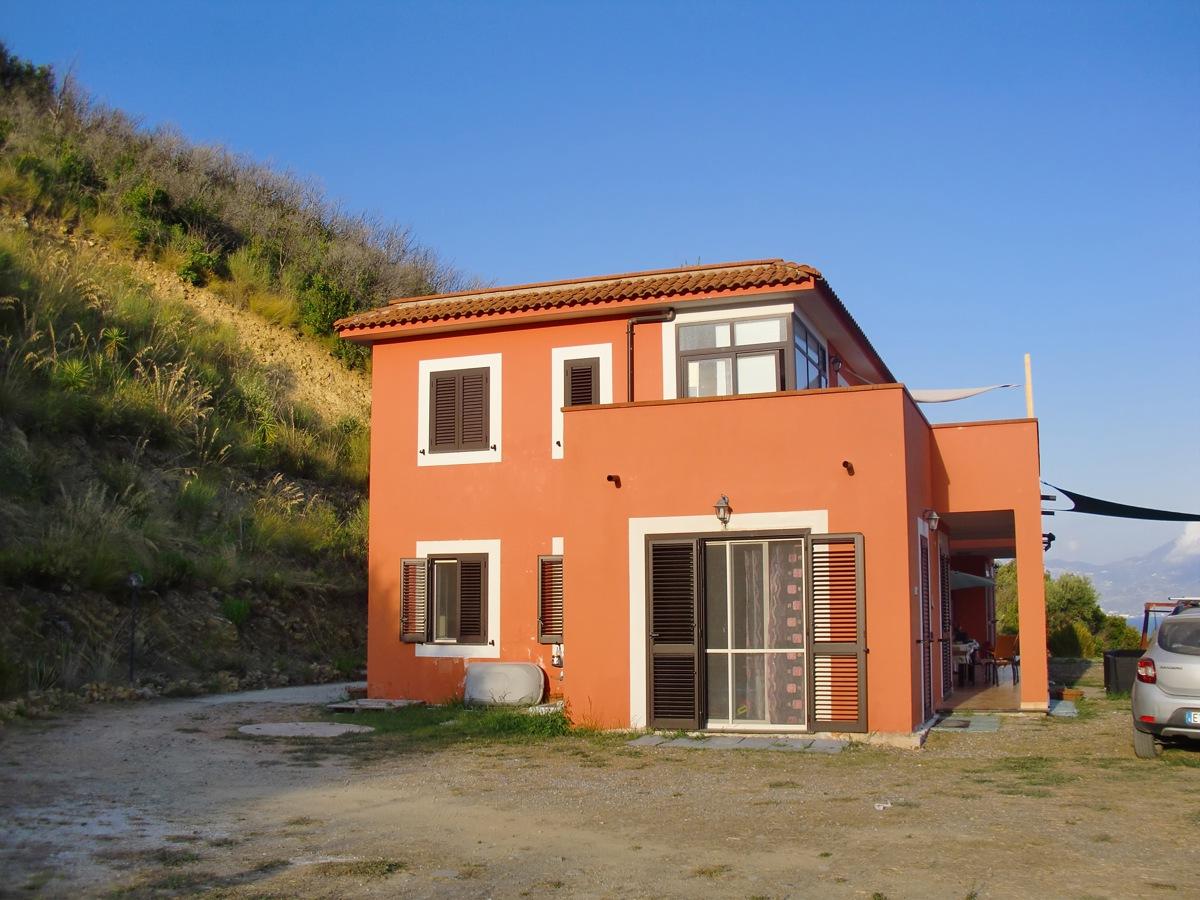 Casa indipendente in vendita a San Giovanni A Piro