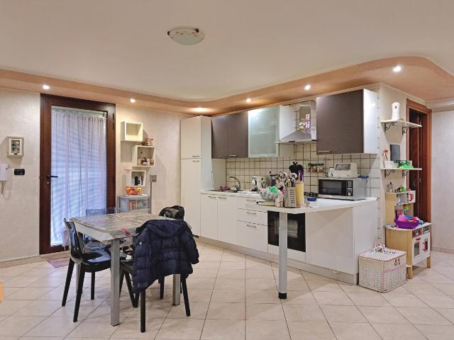 2-room flat, Sanluri - Photo 1