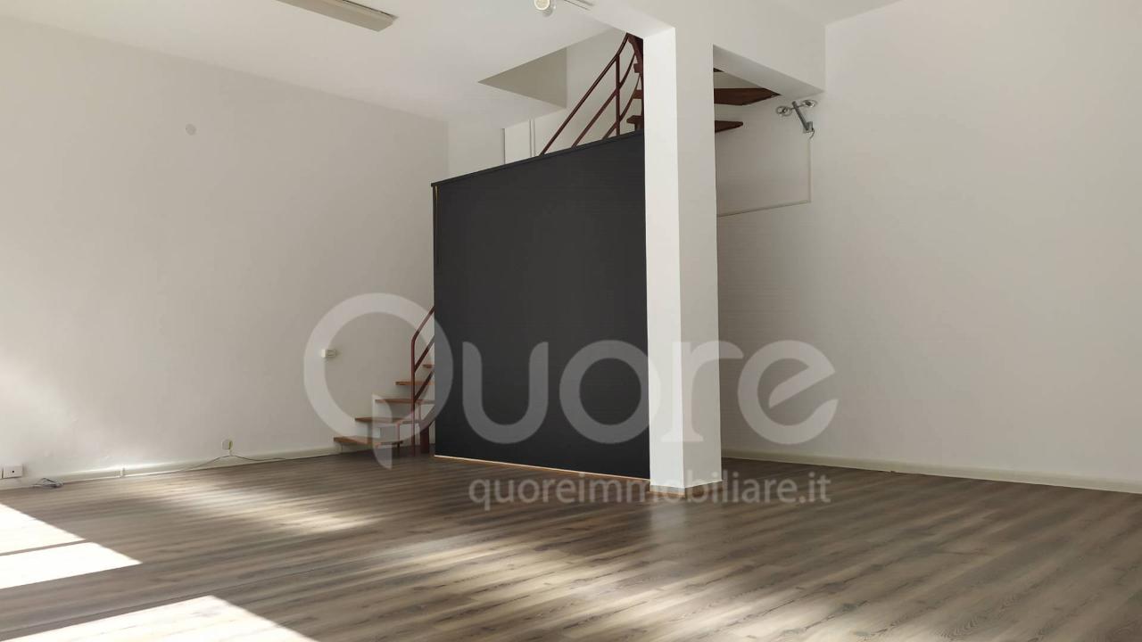 Negozio in Via Grazzano 79, Udine, {3} - Foto 2
