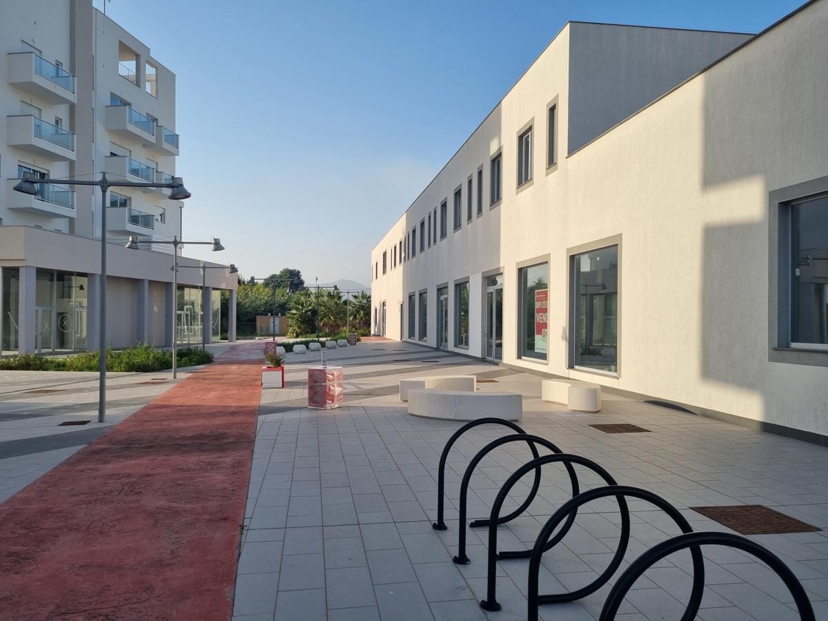 Albergo in Via Tommaso Prudenza, Salerno - Foto 1