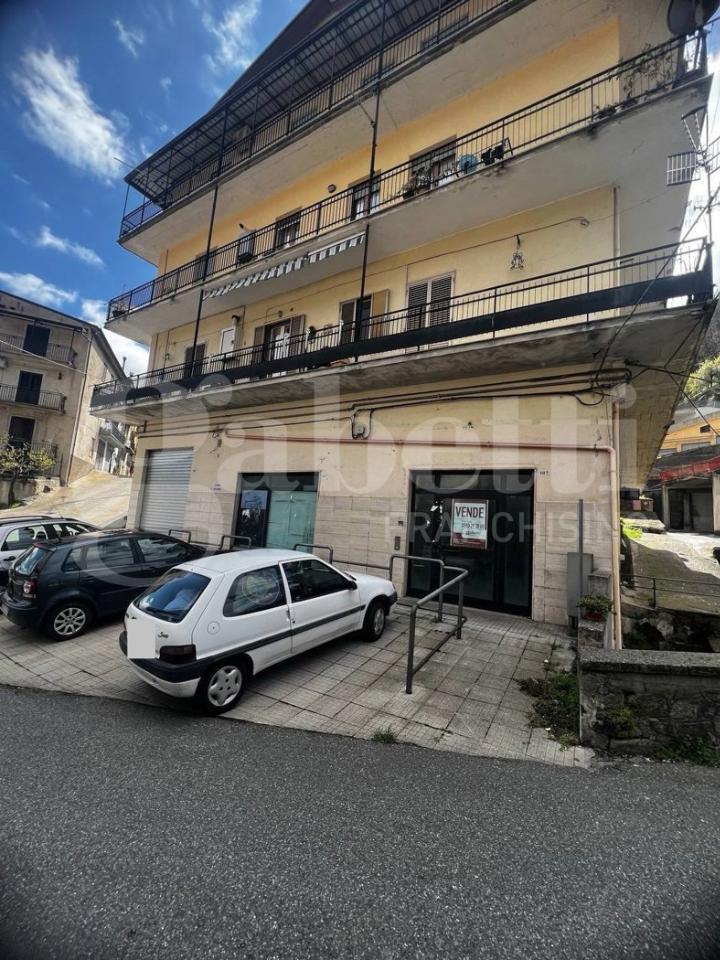 Magazzino in Via Cristoforo Colombo 107, Longobucco, {3} - Foto 2