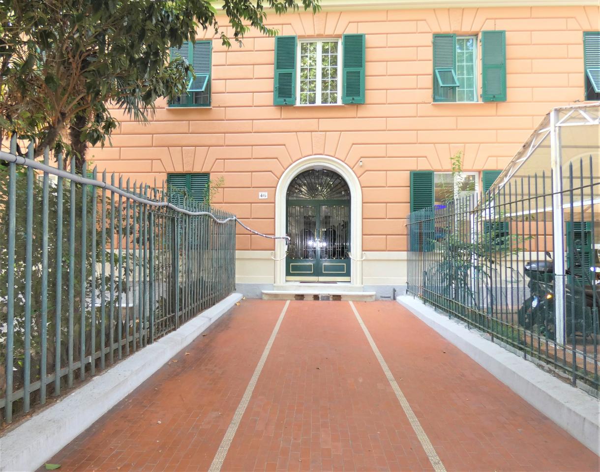 Ufficio in affitto a Genova