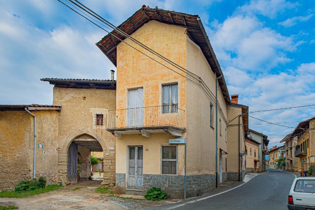 Detached house in Via Vittorio Emanuele 137, Giaveno - Photo 1