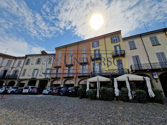 2-room flat in Piazza Duomo, Voghera - Photo 1