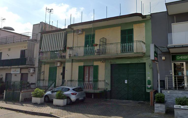 Magazzino in affitto a Pomigliano D'Arco
