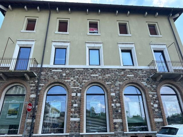 Apartament in Piazza Angelini Snc, Castelnuovo del Garda - Photo 1