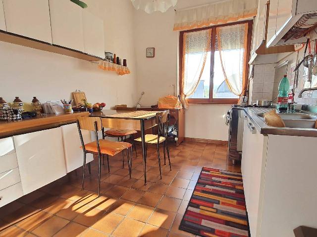 4-room flat in Via Borgolo, Castelnuovo Magra - Photo 1