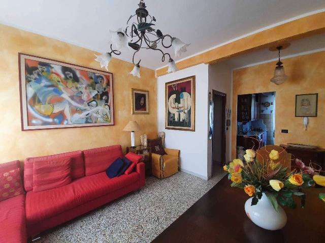 4-room flat in Piazza Giacomo Matteotti, Sarzana - Photo 1