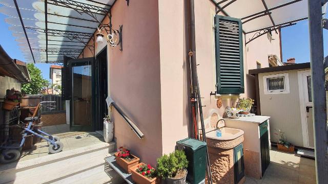 2-room flat in Via Mazzincollo 21, Sarzana - Photo 1