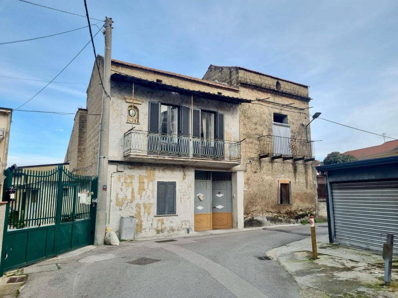 Casa indipendente in vendita a Cesa
