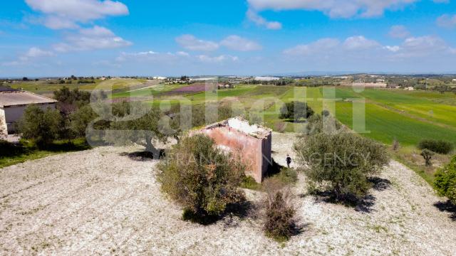 Country house or cottage in Contrada Maccari Snc ., Noto - Photo 1