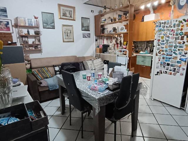 2-room flat in Via Madonnina 40, San Giorgio su Legnano - Photo 1