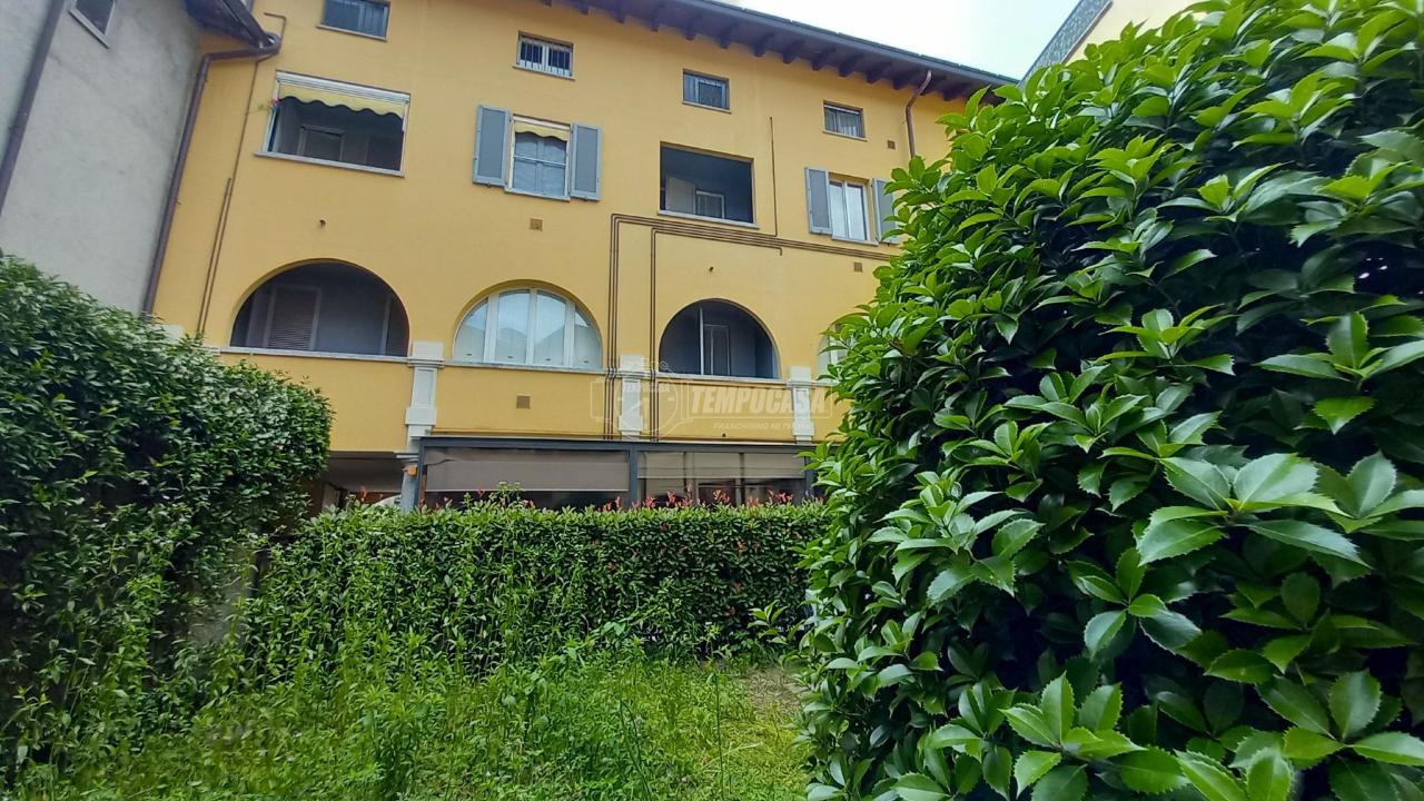 Appartamento in vendita a Bosisio Parini