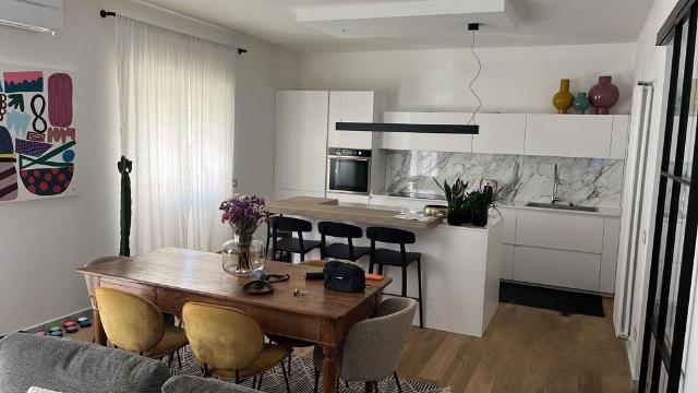 Vierzimmerwohnung, Carrara - Foto 1